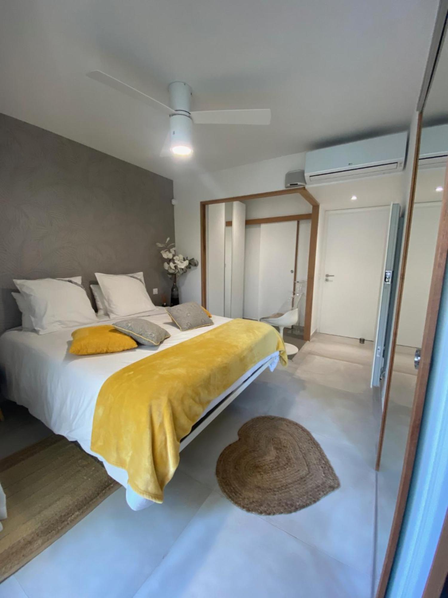 보니파시오 Casa Felicia 아파트 외부 사진